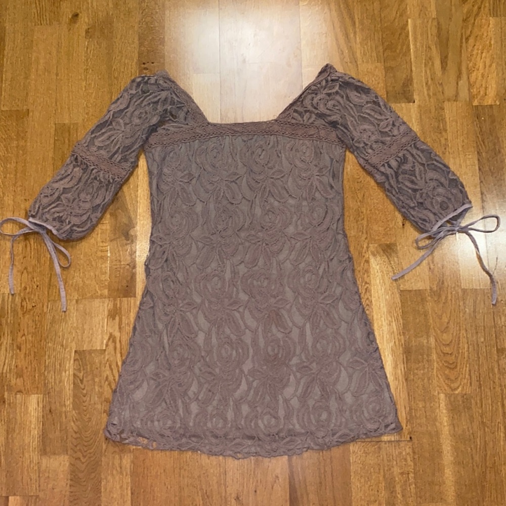🌷3/$25 Solitaire by Ravi Khosla Crochet Lace Dress